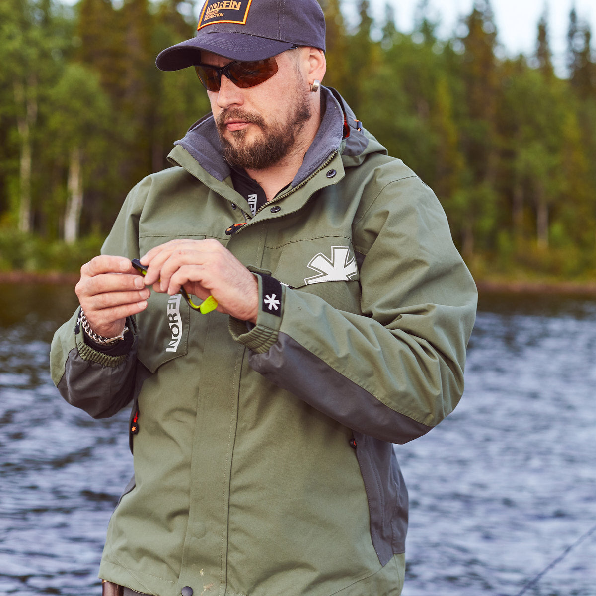 ALPHA RAIN JACKET